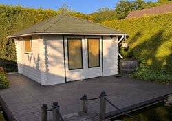 WPC Kliktegels duurzame en onderhoudsarme vloer voor balkon, terras en horeca