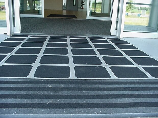 Antirutschband K&ouml;rnung fein100 mm schwarz