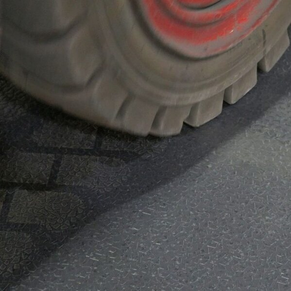 met heftruck-berijdbare-pvc-vloeren