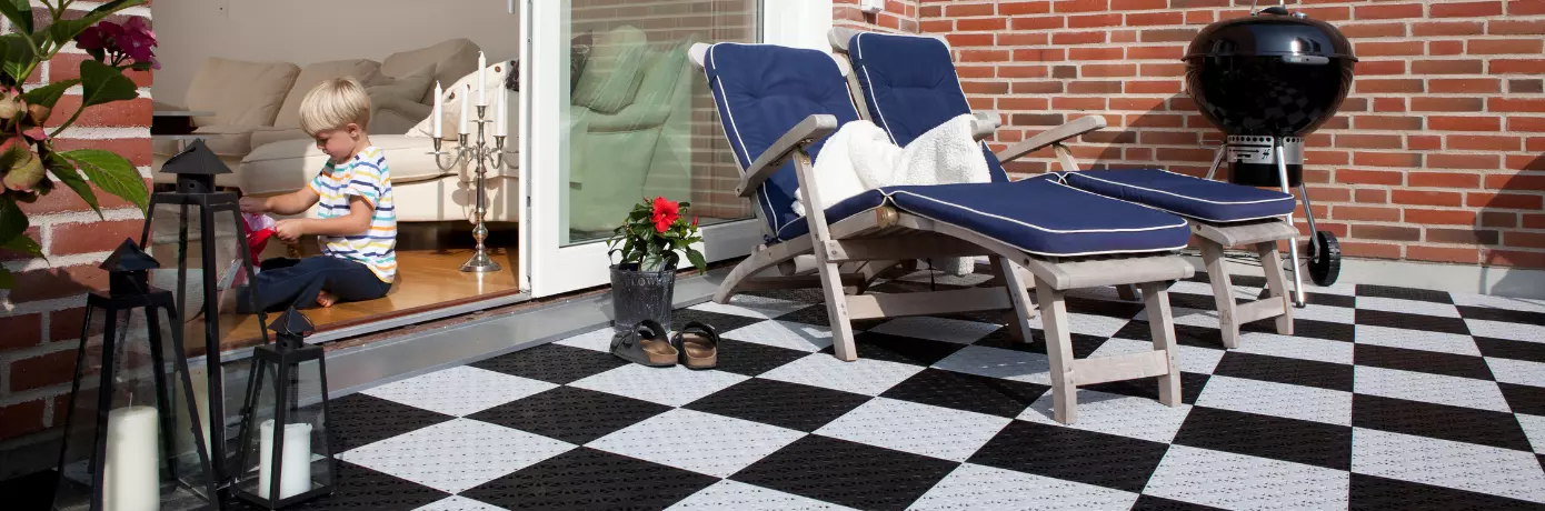 Geef uw balkon een frisse nieuwe look met PVC kliktegels